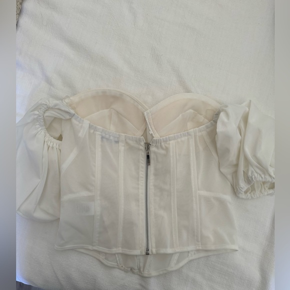 Misslola off the shoulder top - Picture 3 of 6